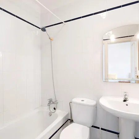 Isla 4 * Сан-Исидро