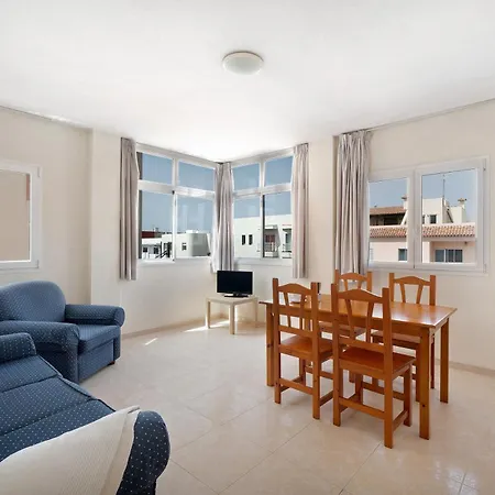 Apartamento Isla 4 *